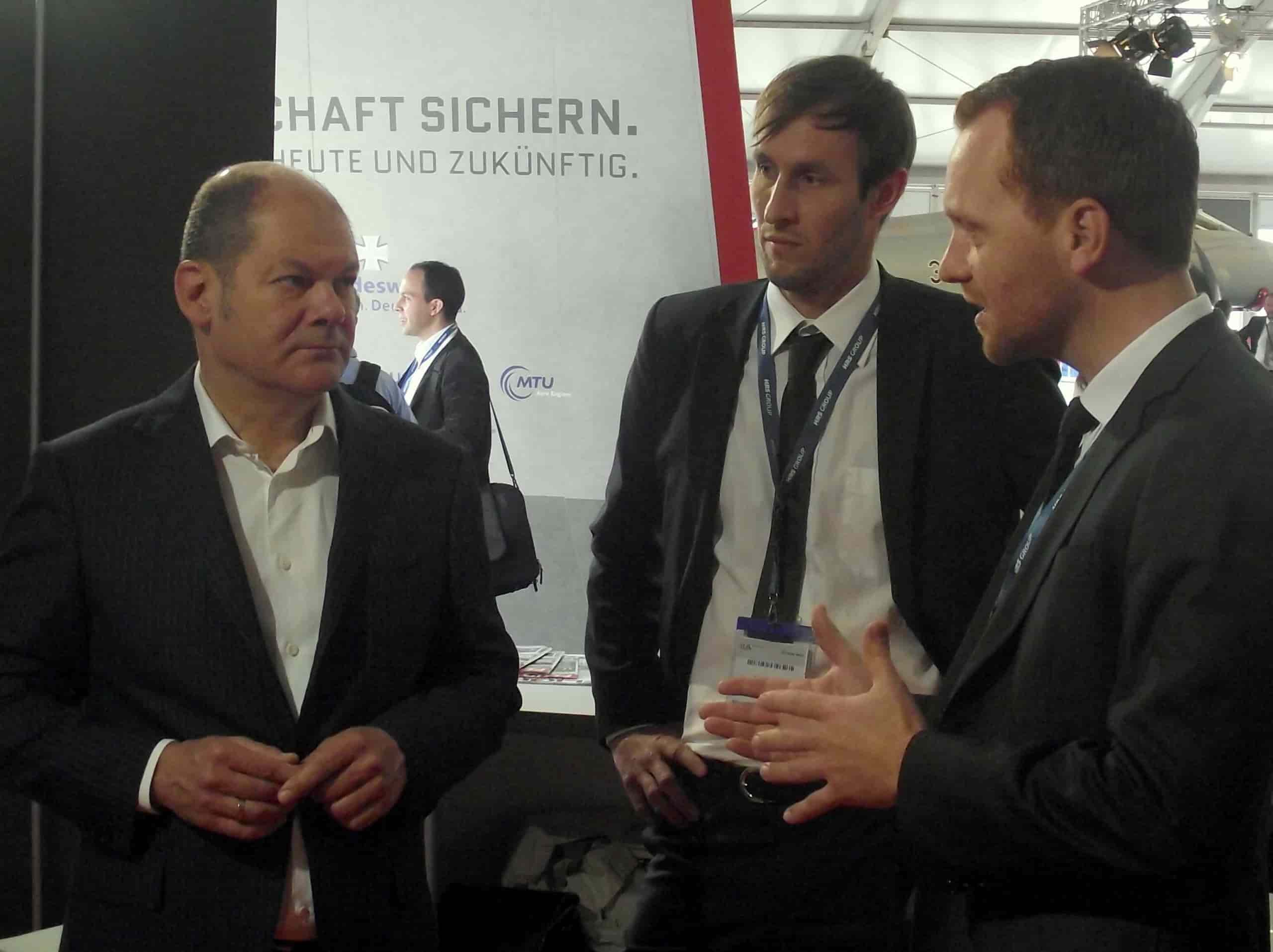Olaf Scholz, Minister of Finance, meets Team DRONEII